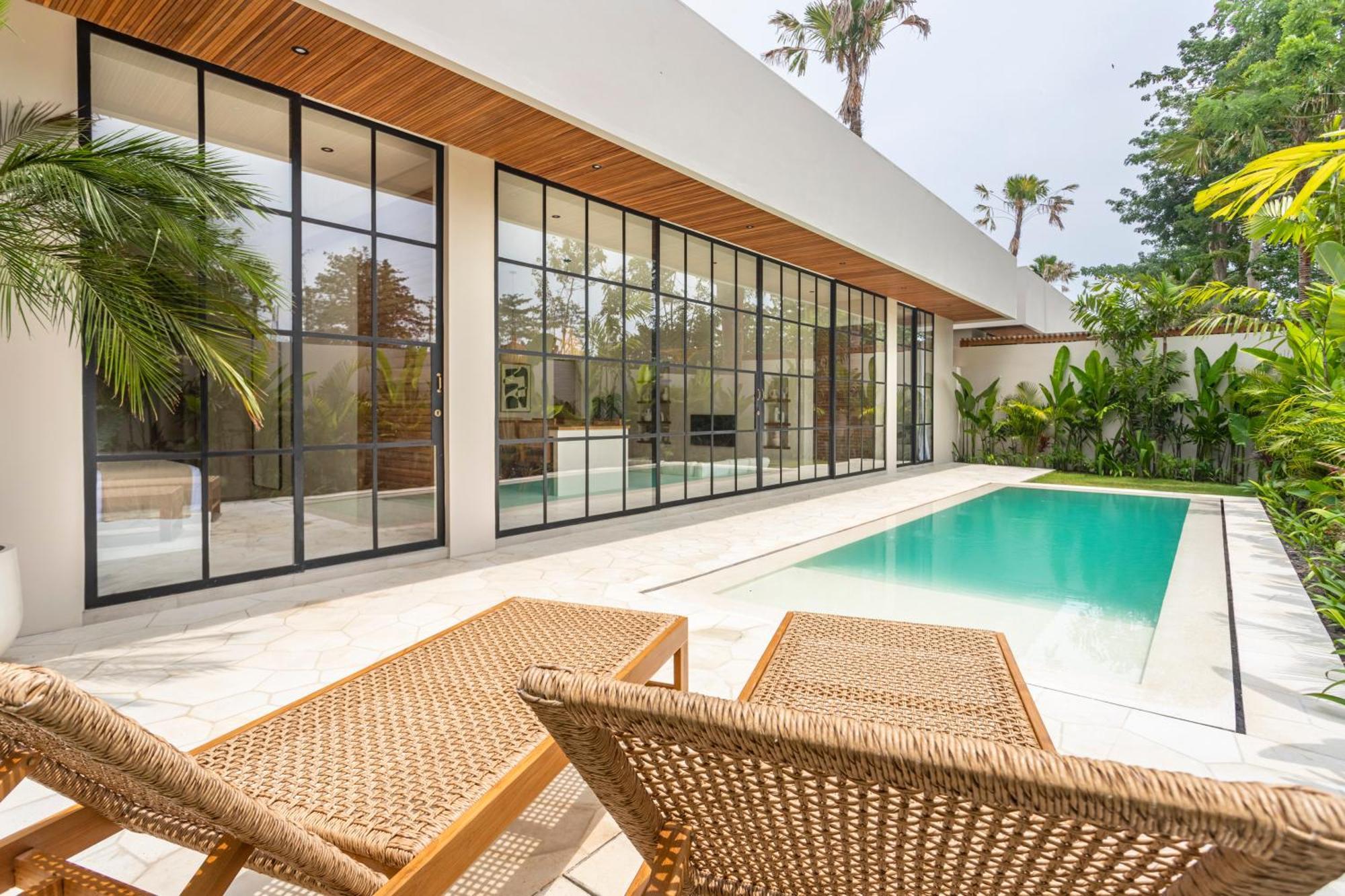 The Dreamland By The Young Villas Улувату Экстерьер фото